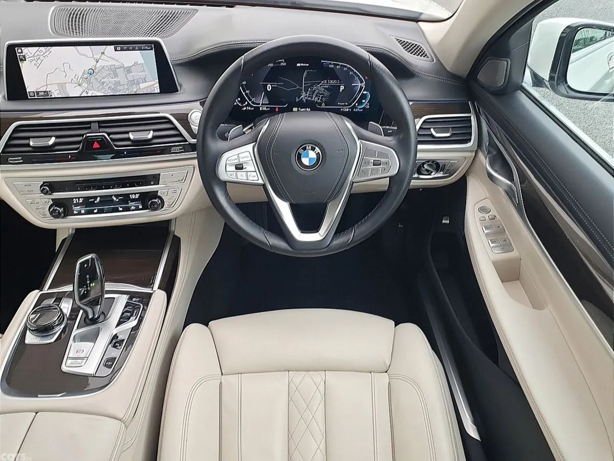 BMW 7-Series Saloon, Petrol Plug-in Hybrid, 2021, White