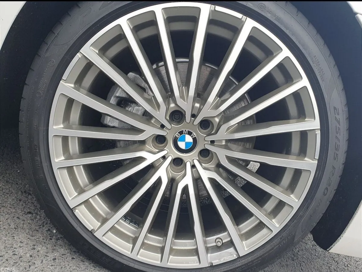 BMW 7-Series Saloon, Petrol Plug-in Hybrid, 2021, White