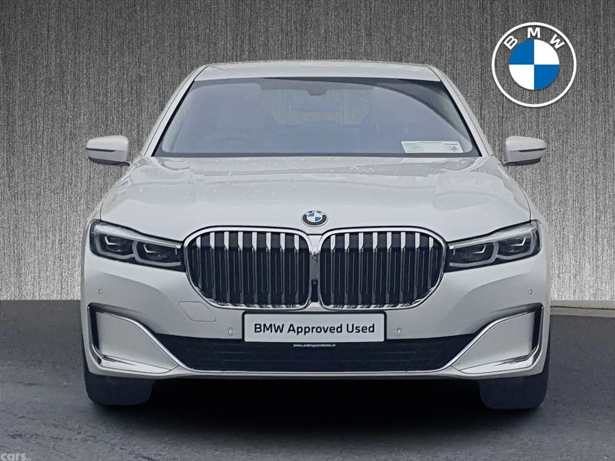 BMW 7-Series Saloon, Petrol Plug-in Hybrid, 2021, White