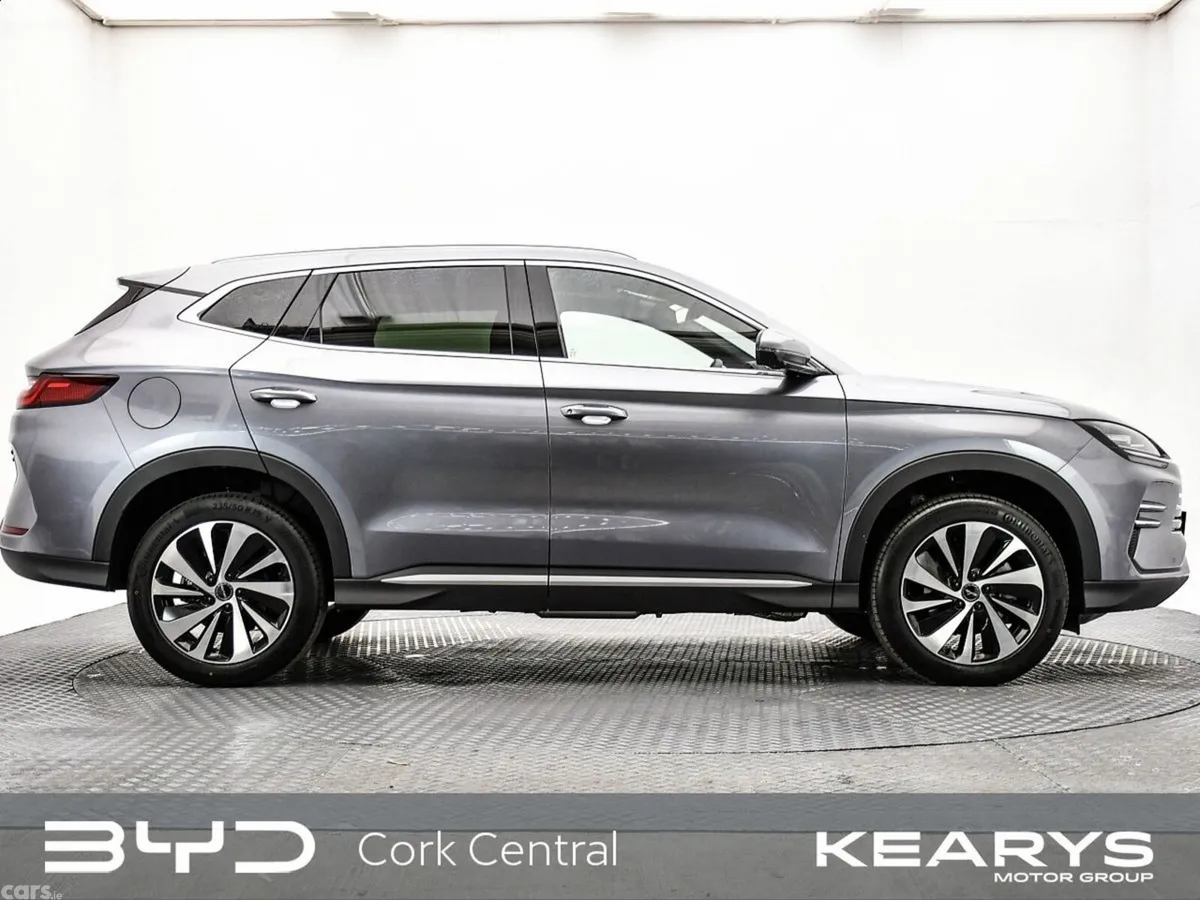 BYD SEAL U SUV, Petrol Plug-in Hybrid, 2026, Grey