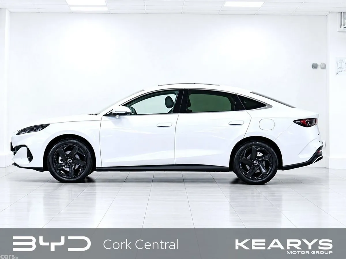 BYD Seal 6 Saloon, Petrol Plug-in Hybrid, 2026, White