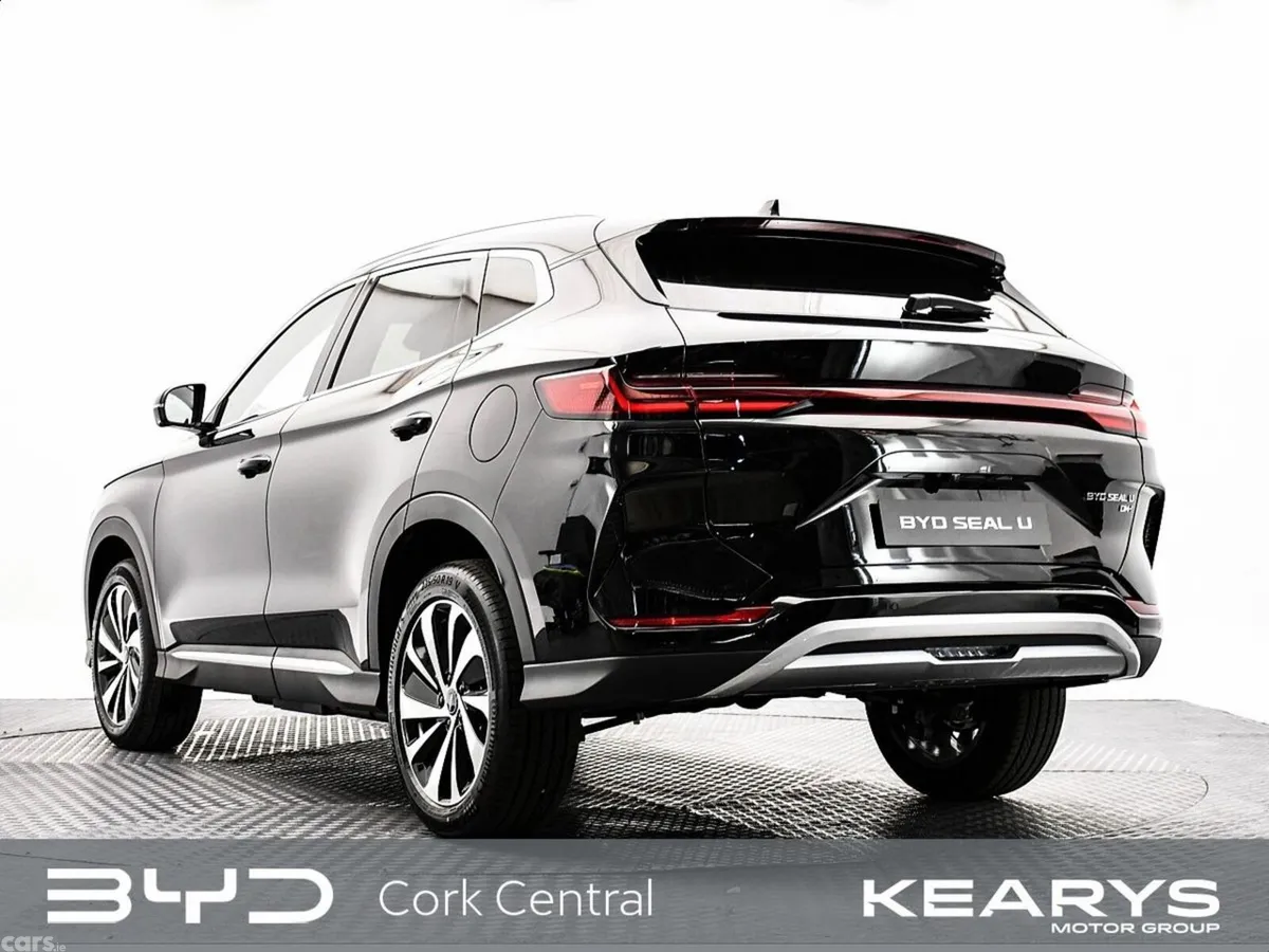 BYD SEAL U Hatchback, Petrol Plug-in Hybrid, 2026, Black