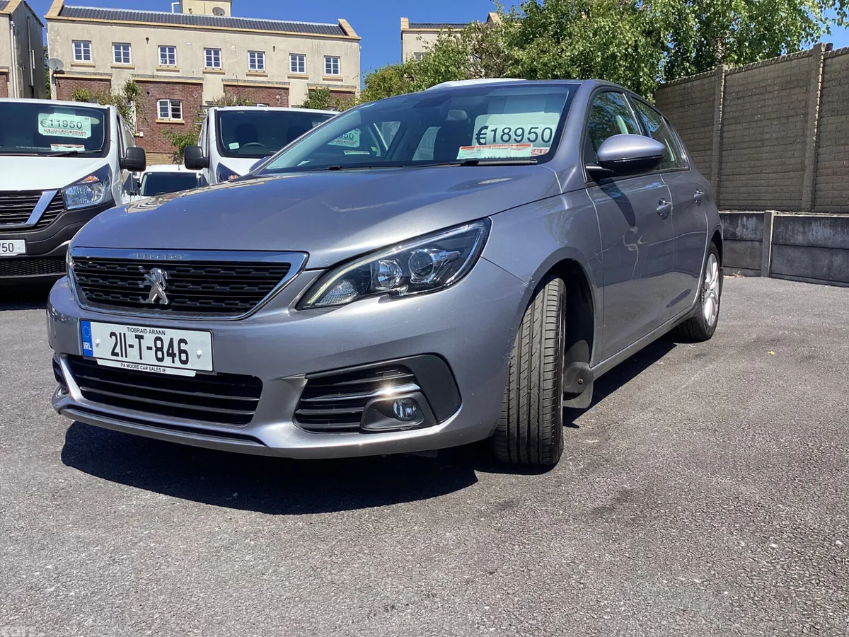 Peugeot 308 Hatchback, Diesel, 2021, Grey