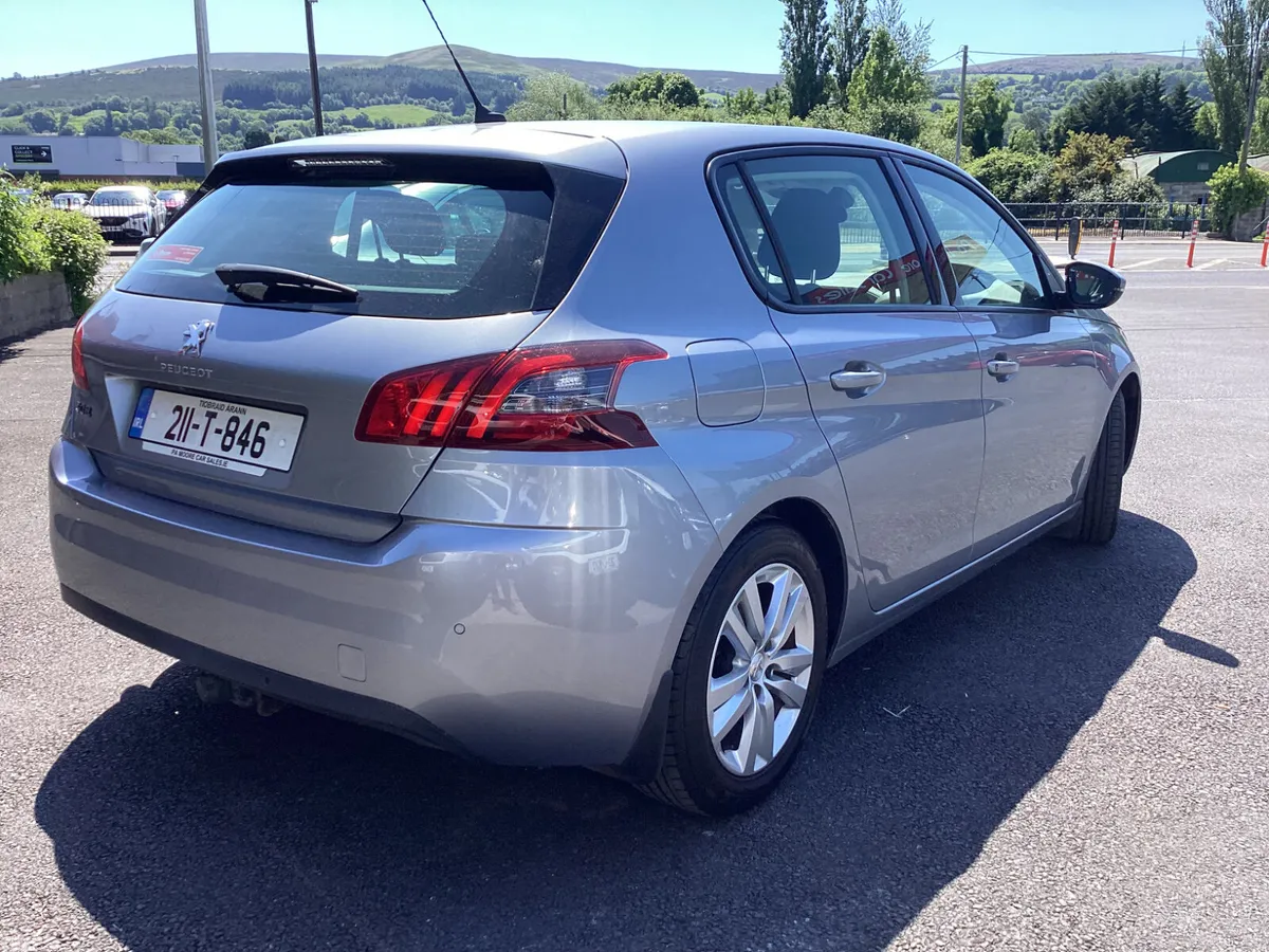 Peugeot 308 Hatchback, Diesel, 2021, Grey