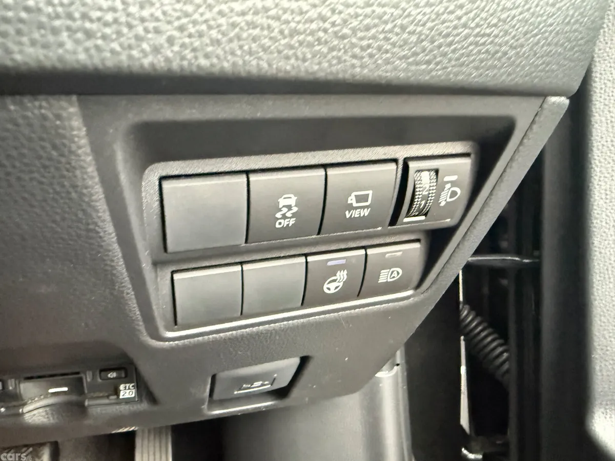 Toyota Yaris Cross SUV, Petrol Hybrid, 2025, Black