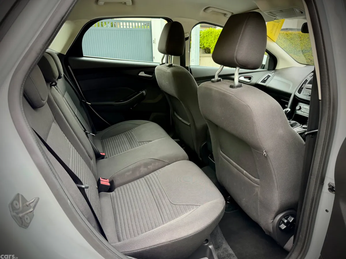 Ford Focus Hatchback, Petrol, 2018, White
