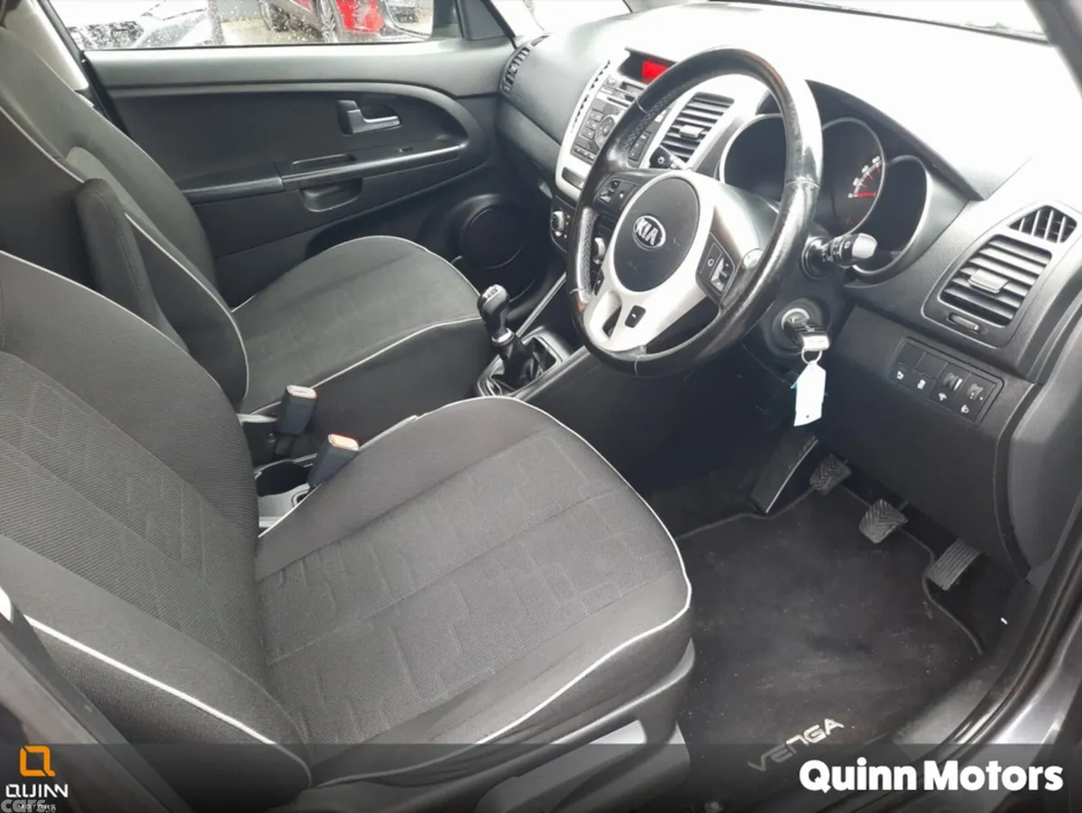 Kia Venga MPV, Diesel, 2017, Grey