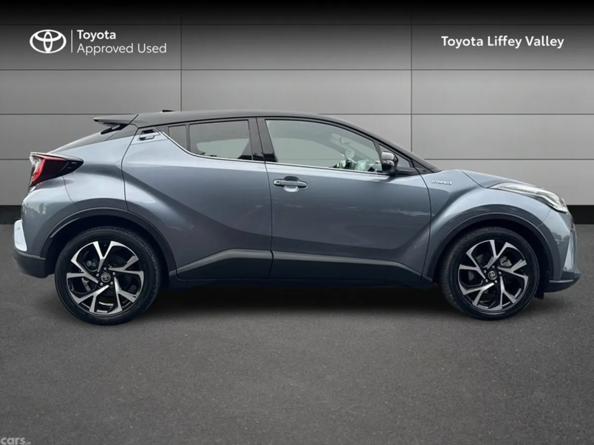 Toyota C-HR SUV, Petrol Hybrid, 2021, Grey