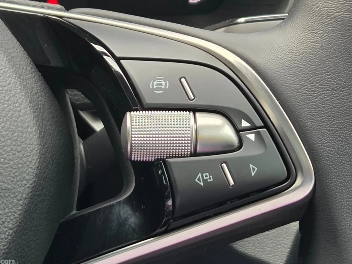 Skoda Karoq SUV, Petrol, 2026, Blue