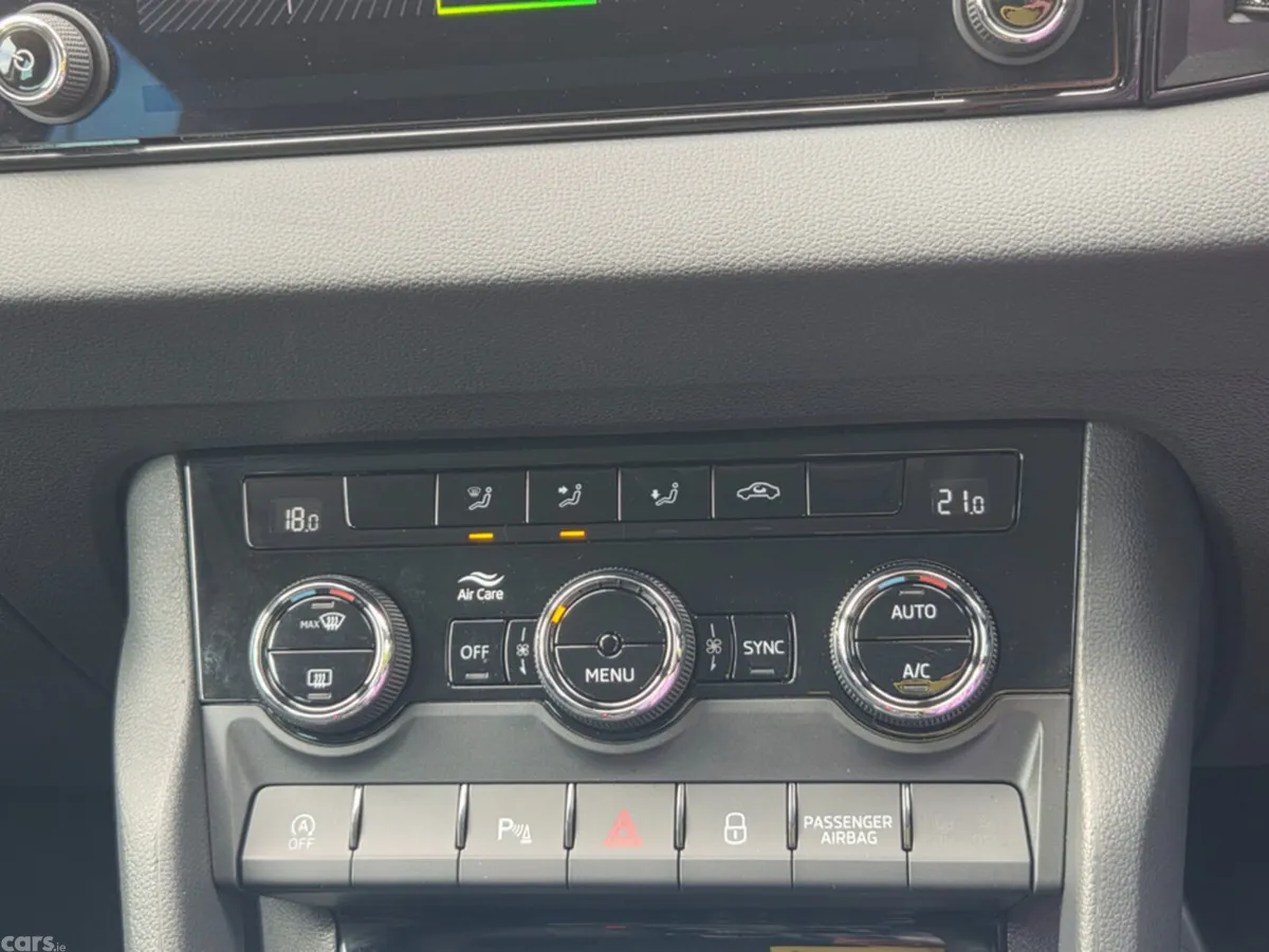 Skoda Karoq SUV, Petrol, 2026, Blue