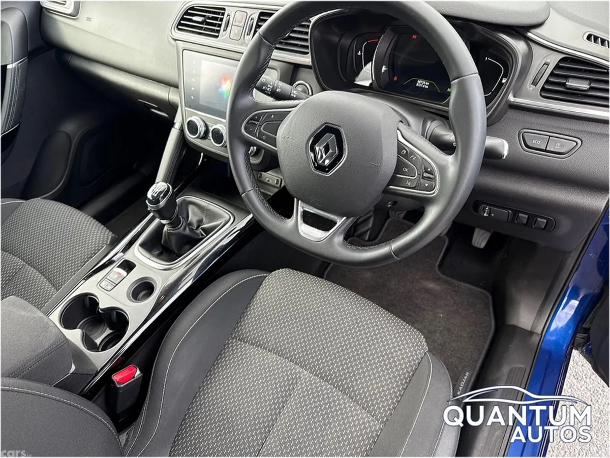 Renault Kadjar SUV, Petrol, 2022, Blue