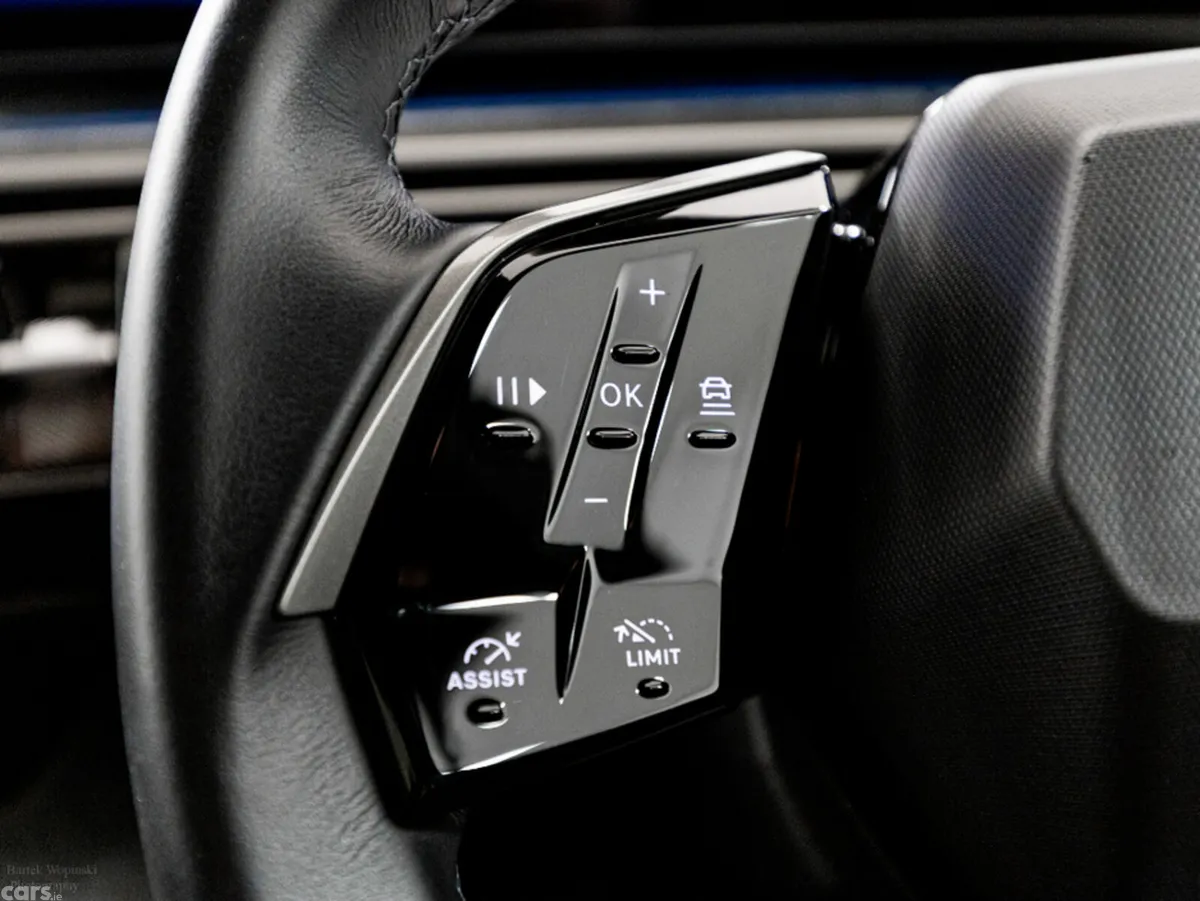 Peugeot 5008 SUV, Petrol Hybrid, 2026, Grey