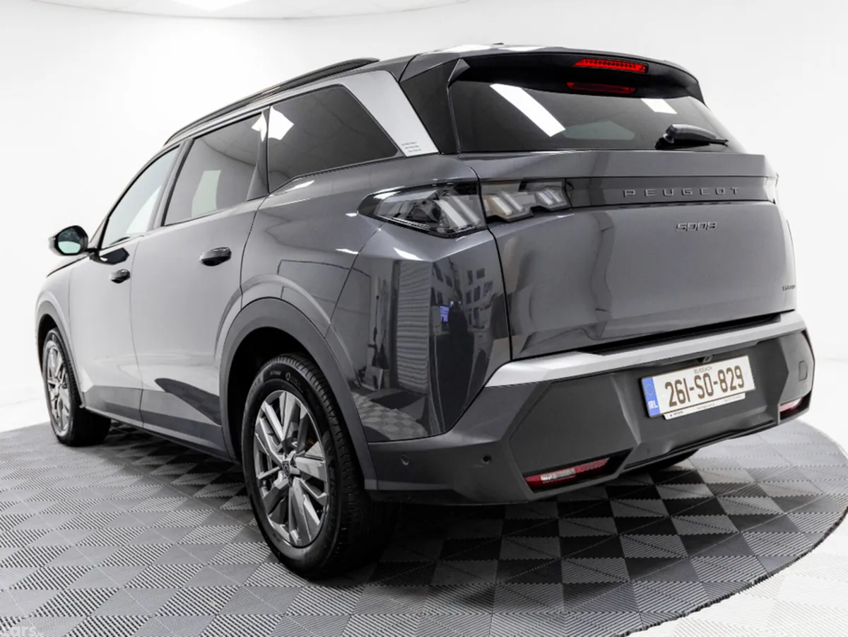 Peugeot 5008 SUV, Petrol Hybrid, 2026, Grey