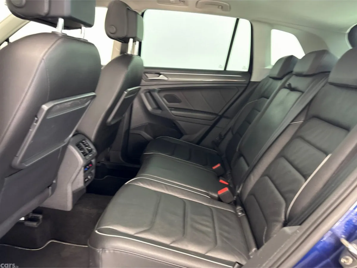 Volkswagen Tiguan Estate, Petrol, 2020, Blue