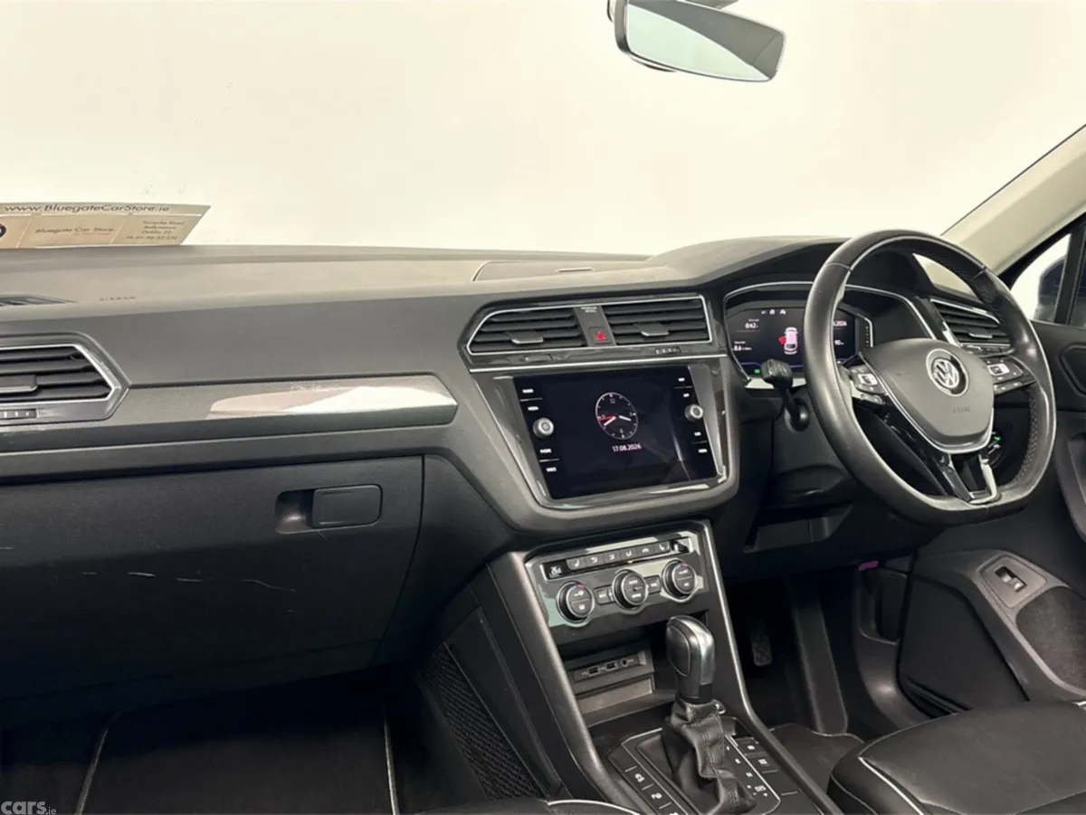 Volkswagen Tiguan Estate, Petrol, 2020, Blue