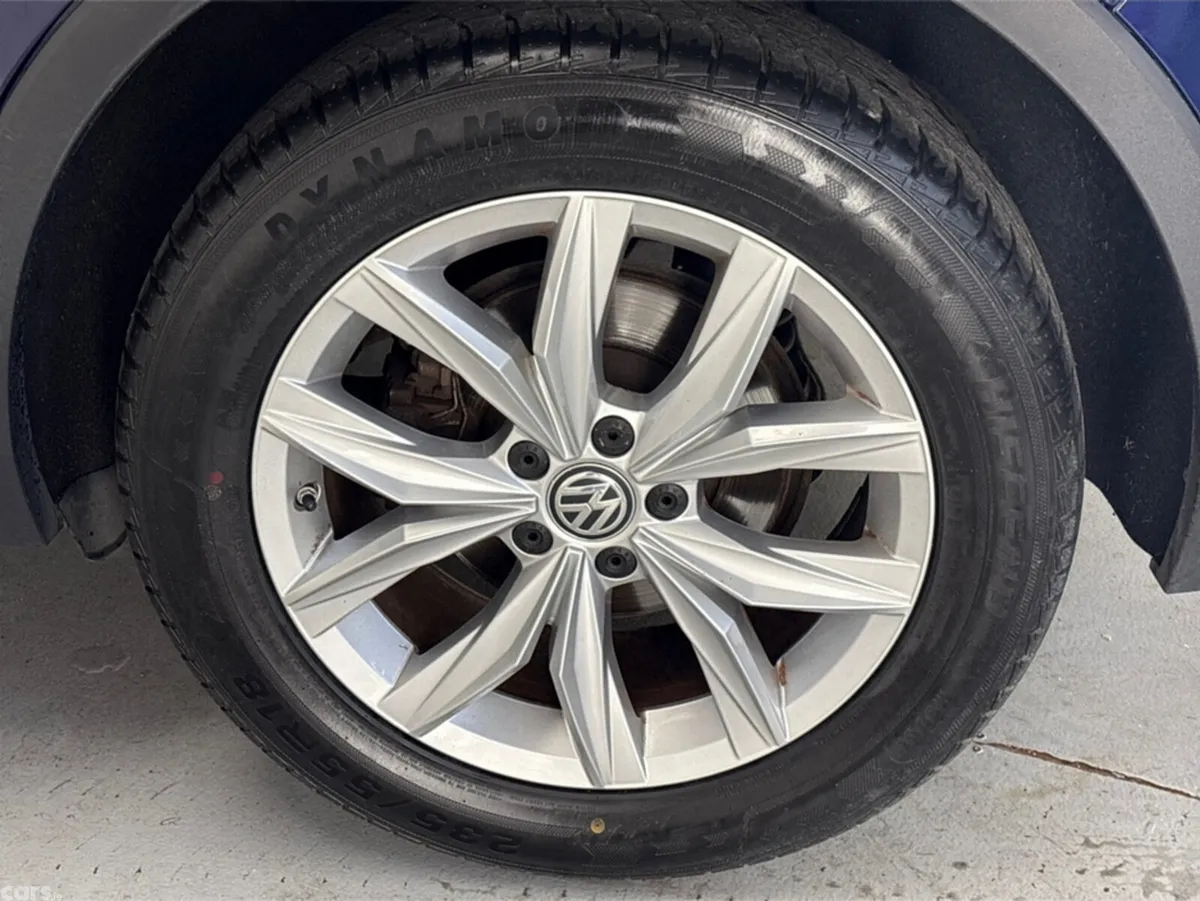 Volkswagen Tiguan Estate, Petrol, 2020, Blue