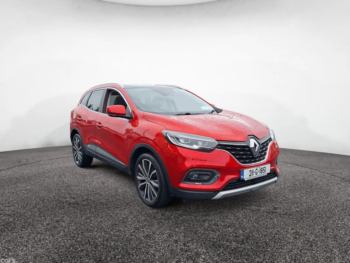 Renault Kadjar SUV, Diesel, 2021, Red