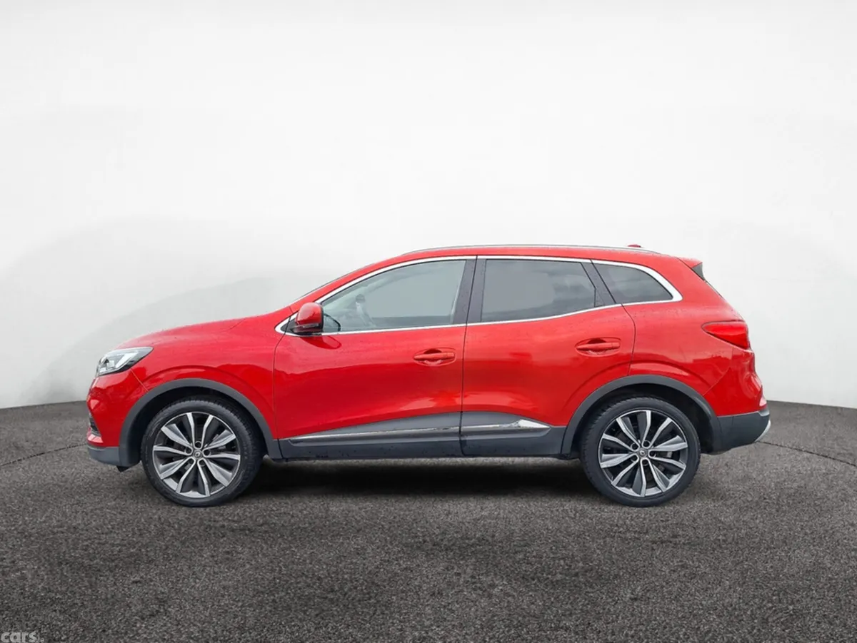 Renault Kadjar SUV, Diesel, 2021, Red