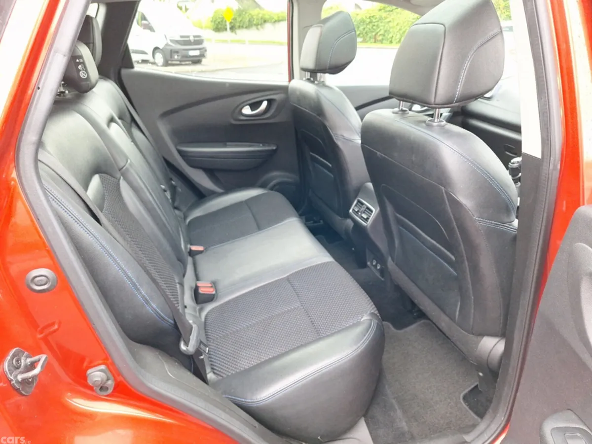 Renault Kadjar SUV, Diesel, 2021, Red