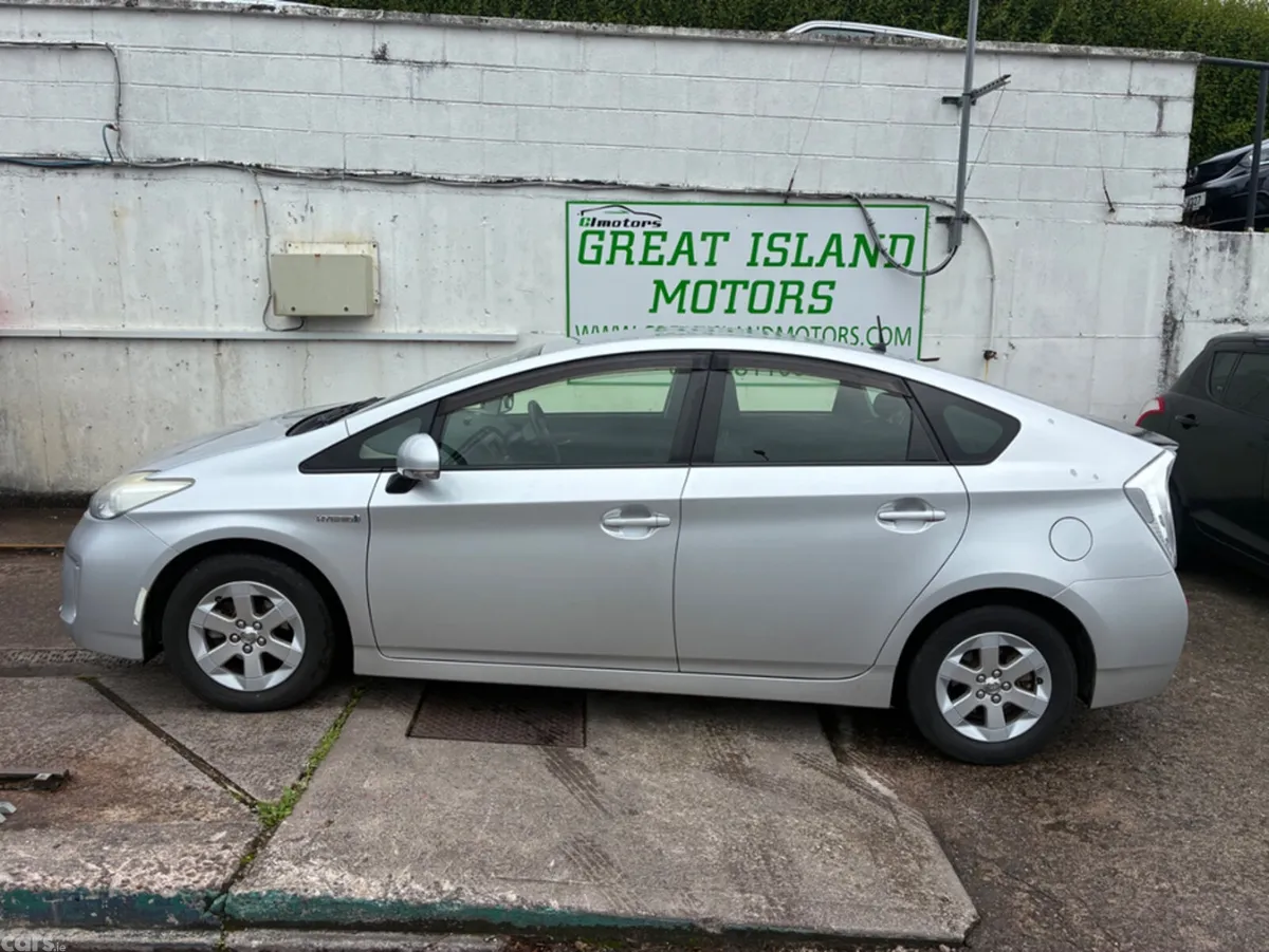 Toyota Prius Hatchback, Petrol Hybrid, 2012, Silver