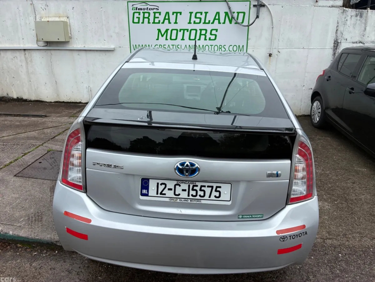 Toyota Prius Hatchback, Petrol Hybrid, 2012, Silver