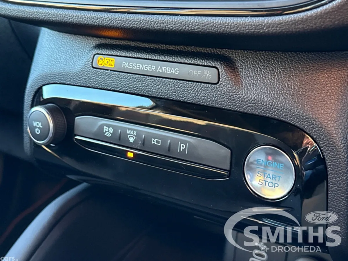 Ford Kuga MPV, Petrol Plug-in Hybrid, 2026, White