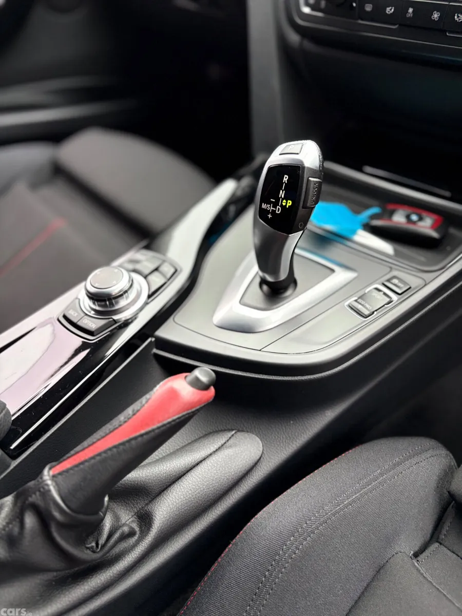 BMW 3-Series Saloon, Diesel, 2013, White