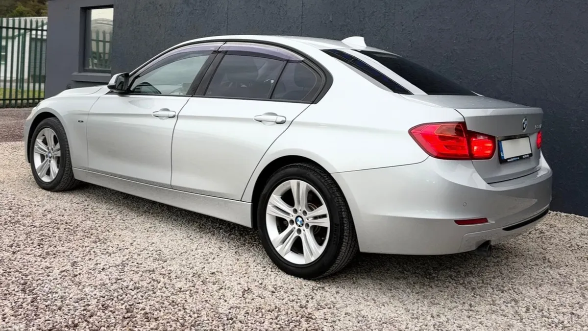 BMW 3-Series Saloon, Diesel, 2013, White