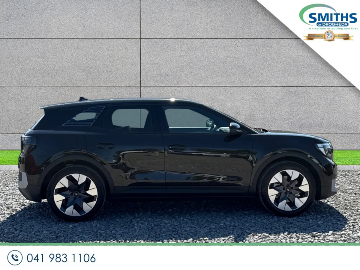 Ford Explorer MPV, Electric, 2026, Black