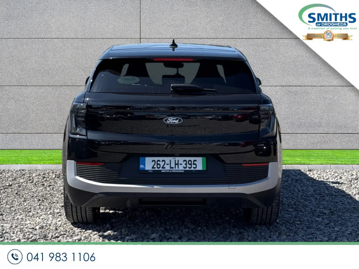 Ford Explorer MPV, Electric, 2026, Black