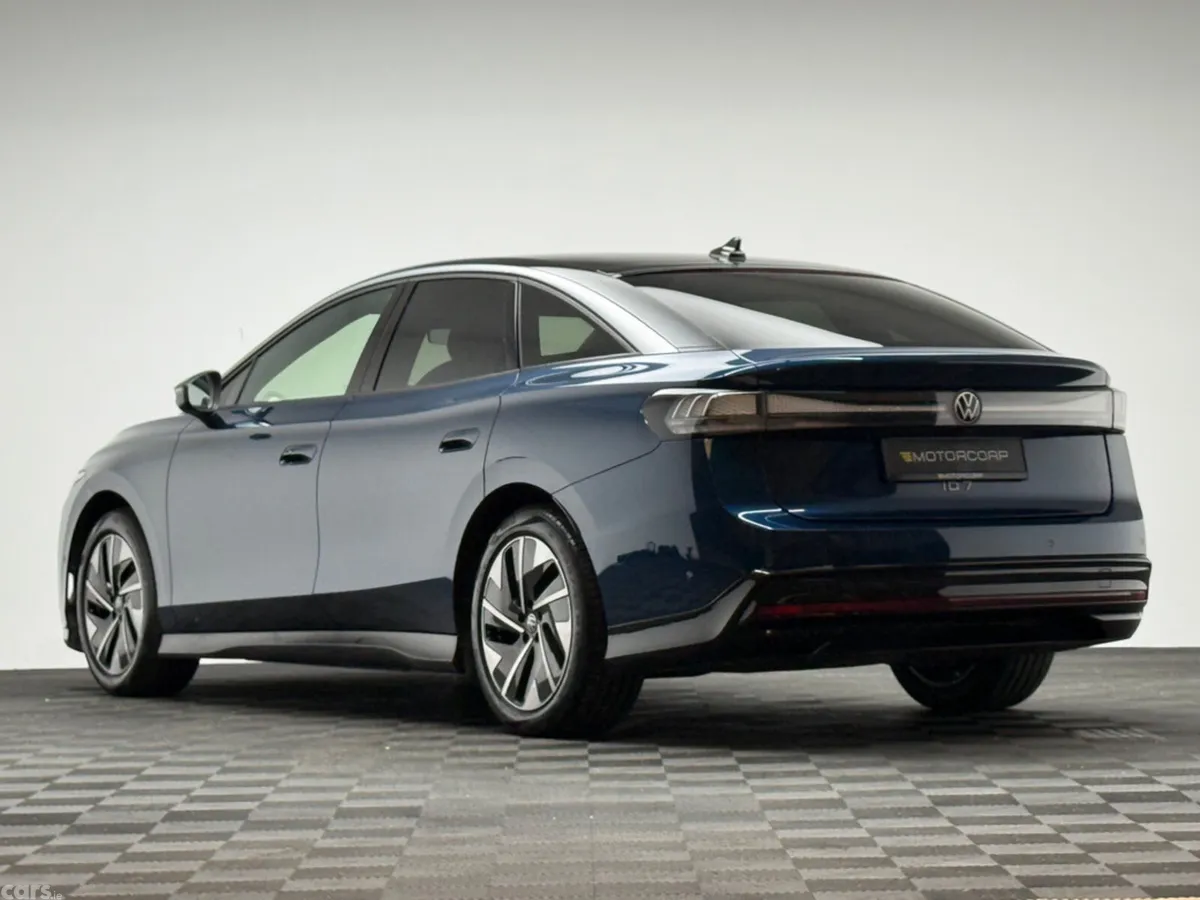 Volkswagen ID.7 SUV, Electric, 2024, Blue