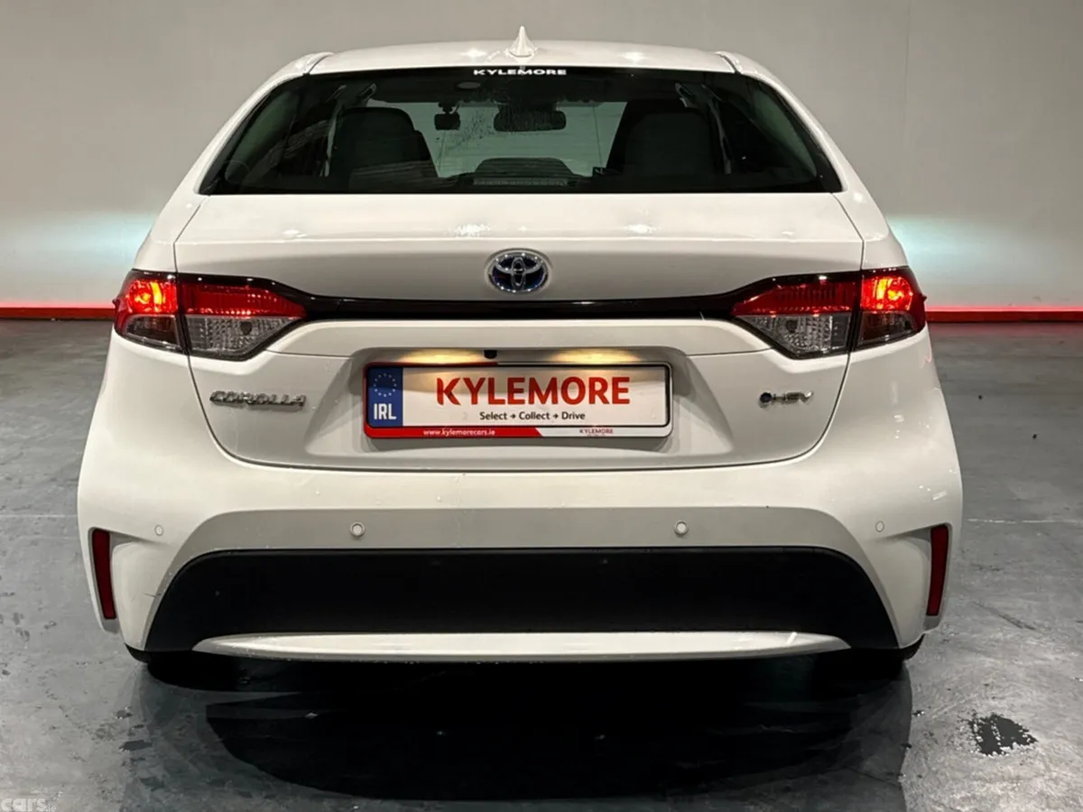 Toyota Corolla Saloon, Petrol Hybrid, 2024, White