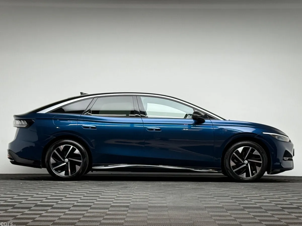Volkswagen ID.7 SUV, Electric, 2024, Blue