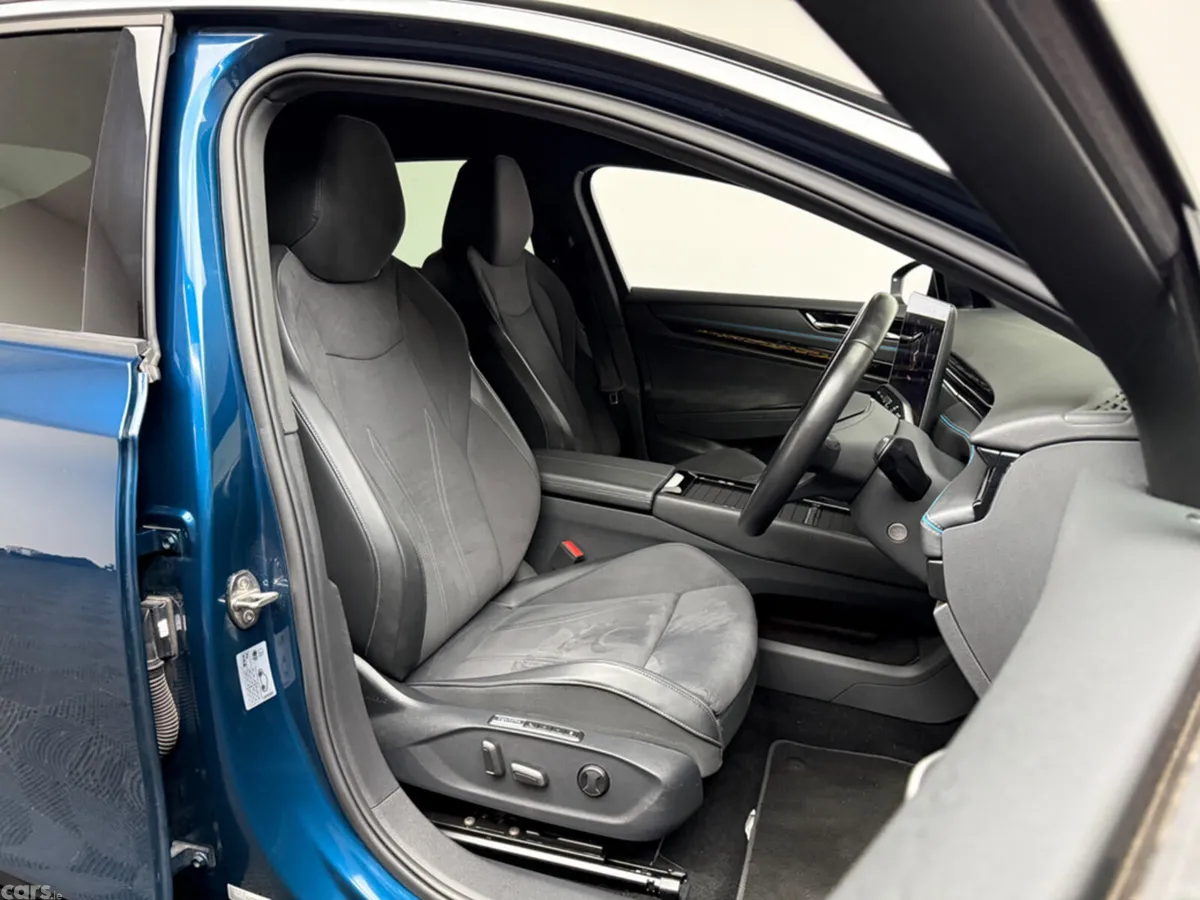 Volkswagen ID.7 SUV, Electric, 2024, Blue