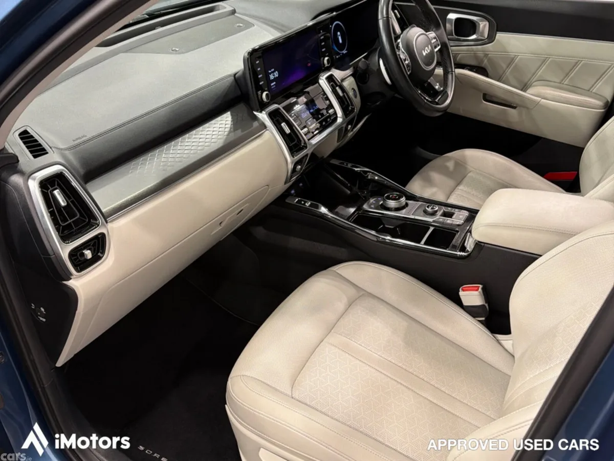 Kia Sorento SUV, Petrol Hybrid, 2023, Blue