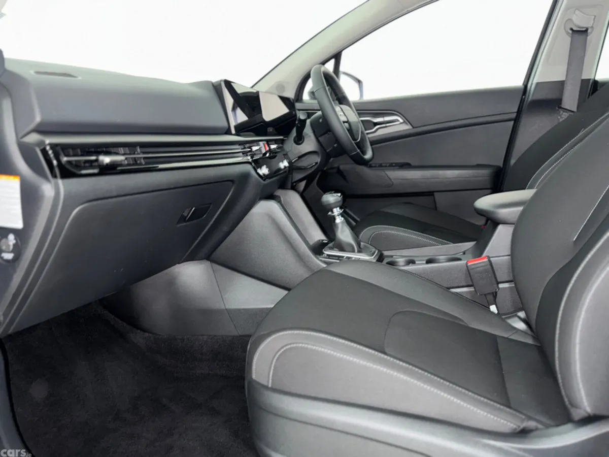 Kia Sportage MPV, Diesel Hybrid, 2026, Black