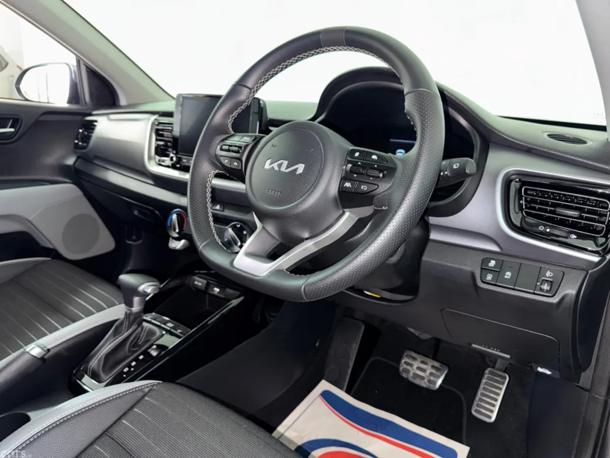Kia Stonic Estate, Petrol Hybrid, 2026, Grey