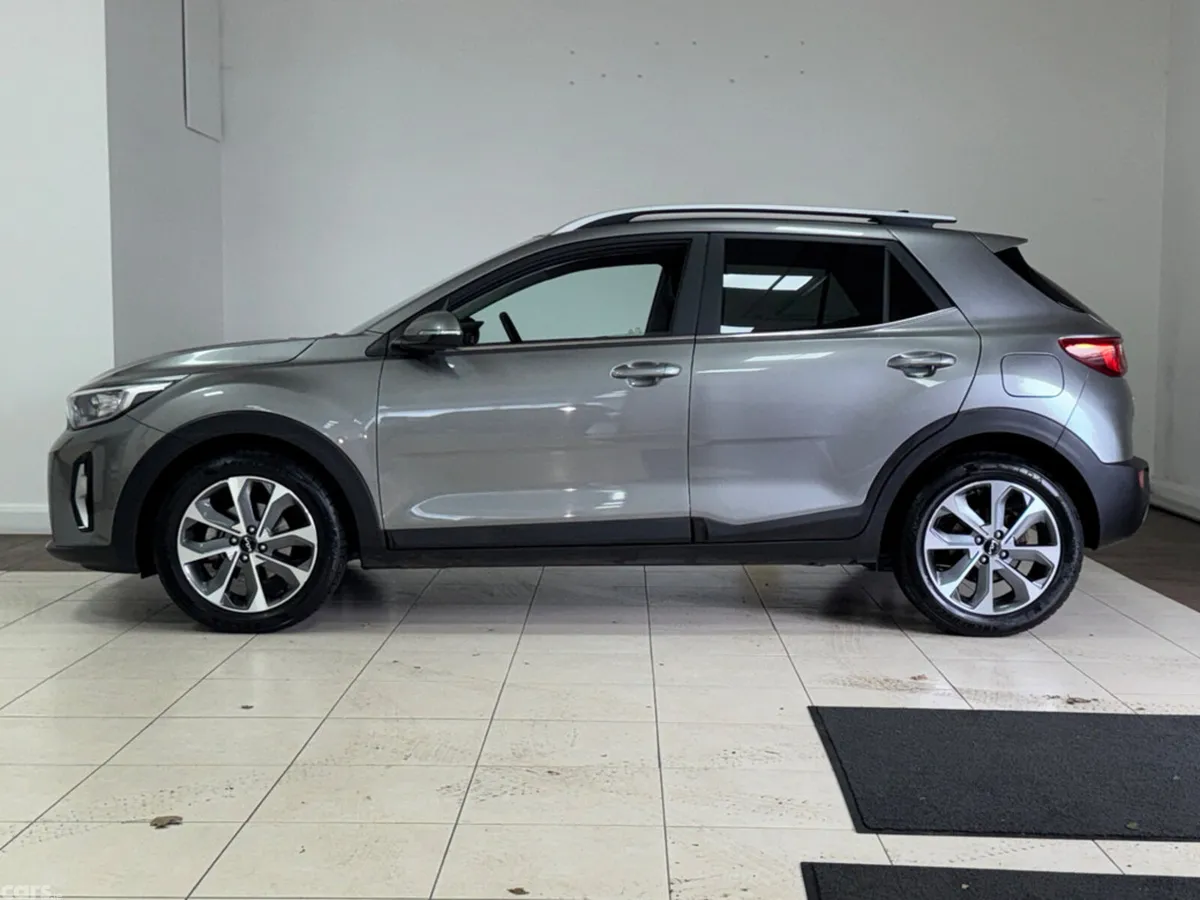 Kia Stonic Estate, Petrol Hybrid, 2026, Grey
