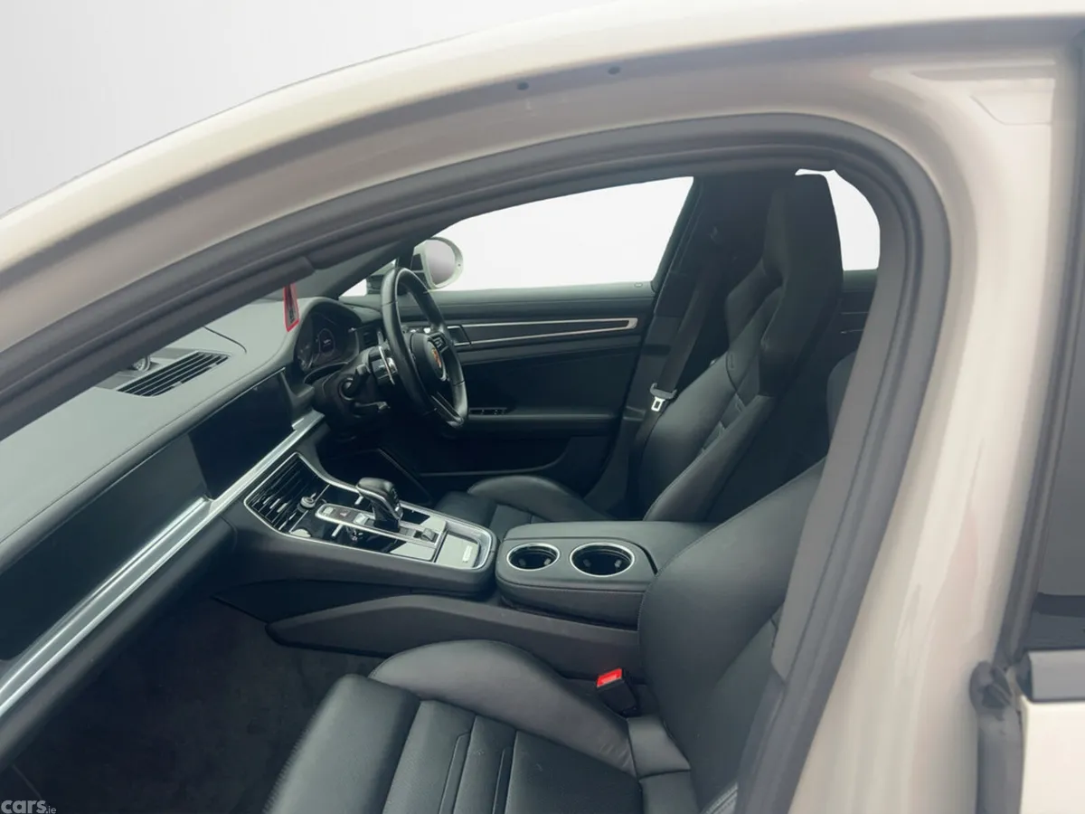Porsche Panamera Estate, Petrol Plug-in Hybrid, 2023, Grey