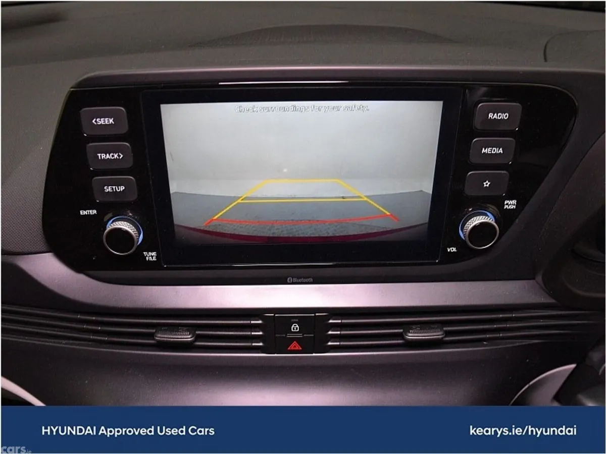 Hyundai i20 Hatchback, Petrol, 2023, Red