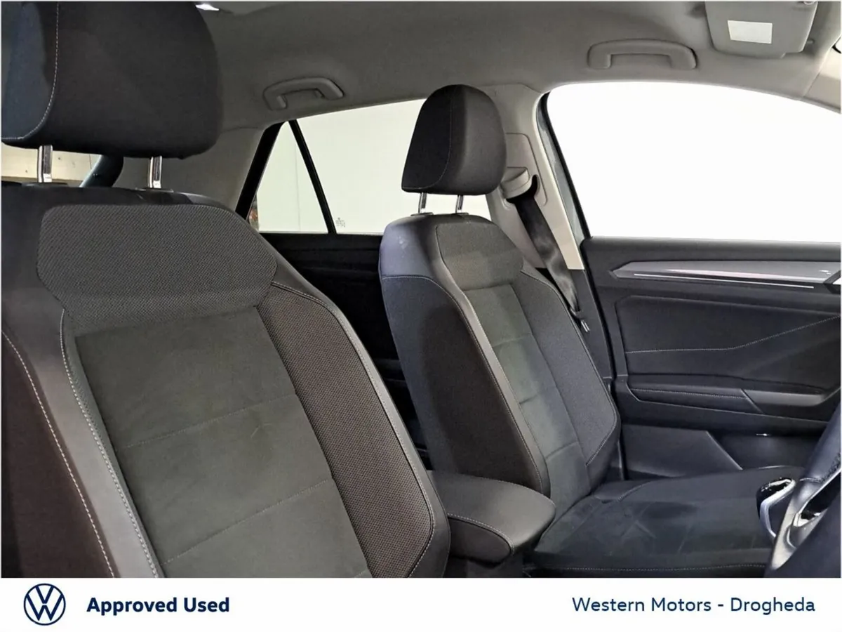 Volkswagen T-Roc SUV, Petrol, 2024, Grey