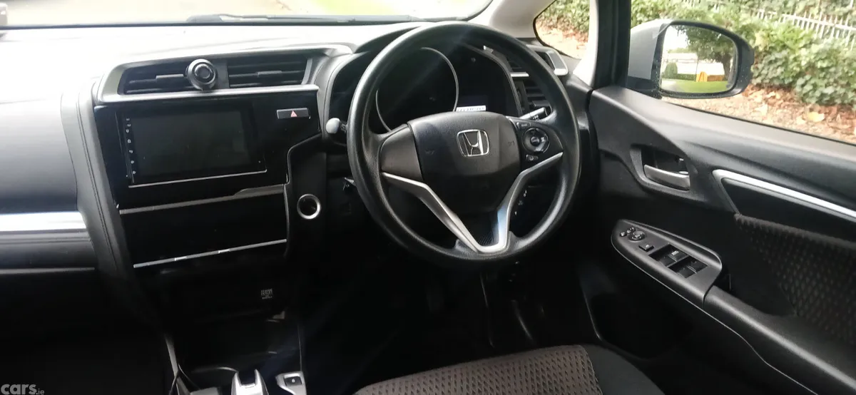 Honda Fit Hatchback, Petrol Hybrid, 2017, Silver