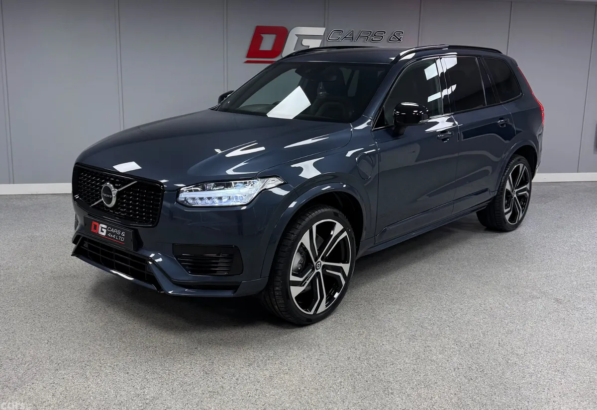 Volvo XC90 SUV, Petrol Hybrid, 2022, Blue