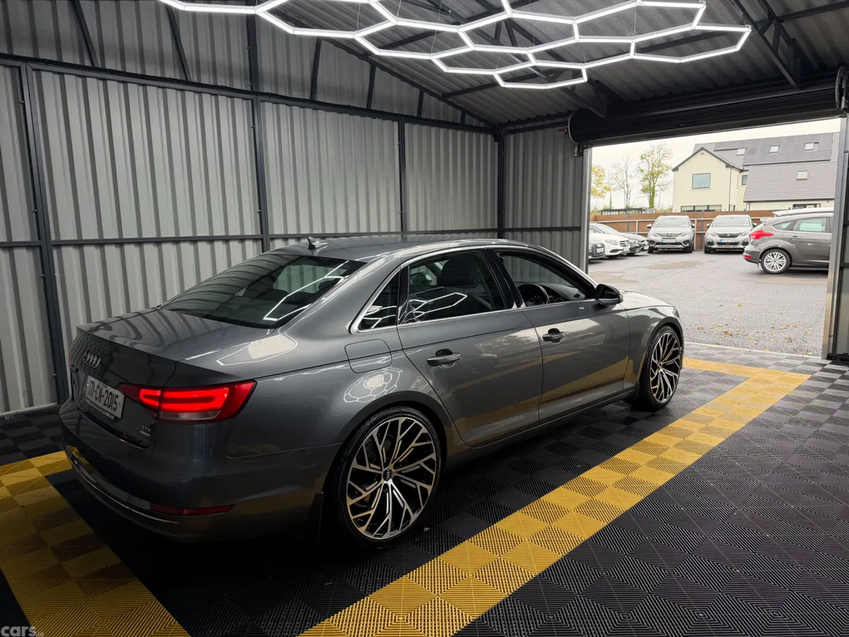Audi A4 Saloon, Diesel, 2017, Grey