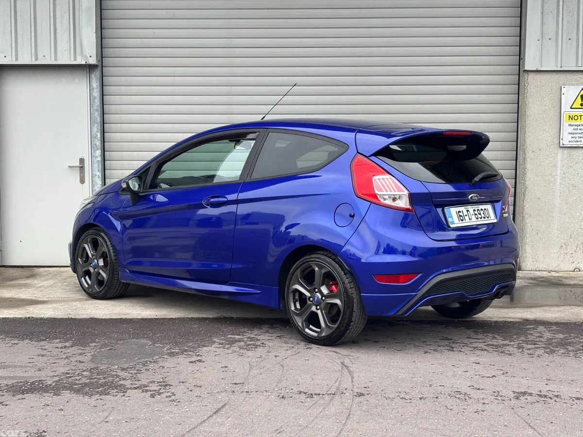 Ford Fiesta Hatchback, Petrol, 2016, Blue