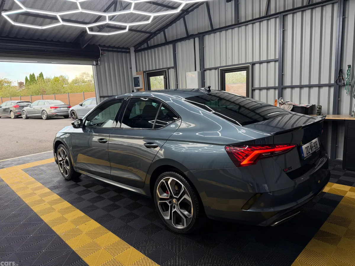 Skoda Octavia Hatchback, Petrol Plug-in Hybrid, 2021, Grey