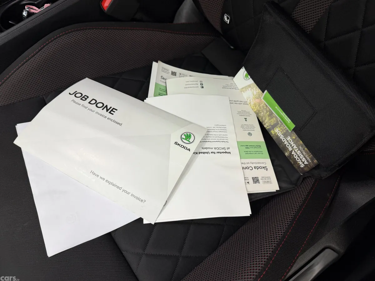 Skoda Octavia Hatchback, Petrol Plug-in Hybrid, 2021, Grey