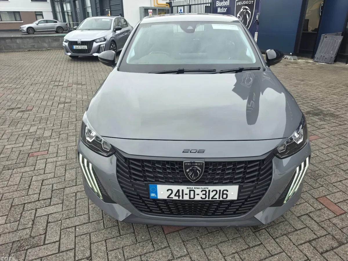 Peugeot 208 Hatchback, Petrol, 2024, Grey