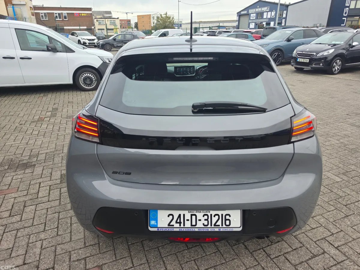 Peugeot 208 Hatchback, Petrol, 2024, Grey