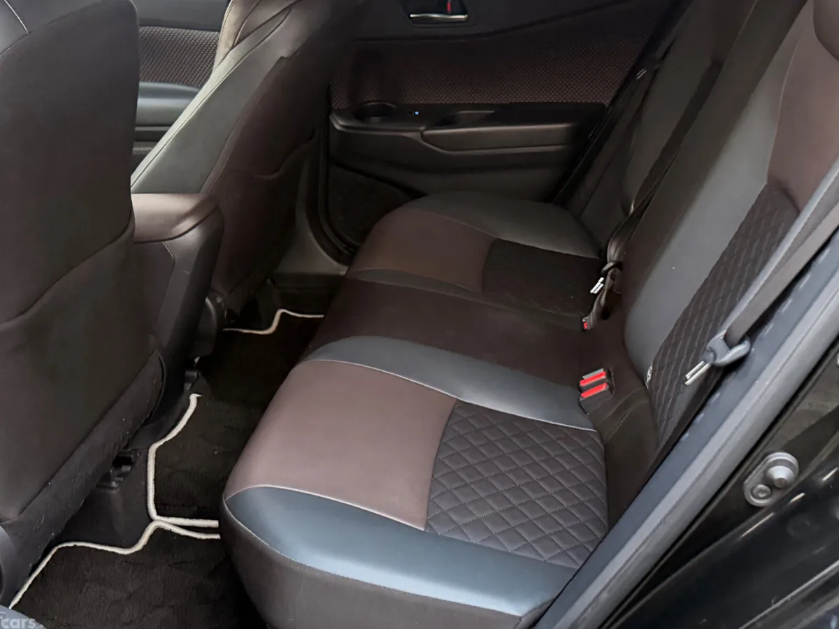 Toyota C-HR SUV, Petrol Hybrid, 2018, Black